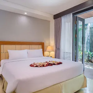 4* Rezort Royal Regantris Kuta